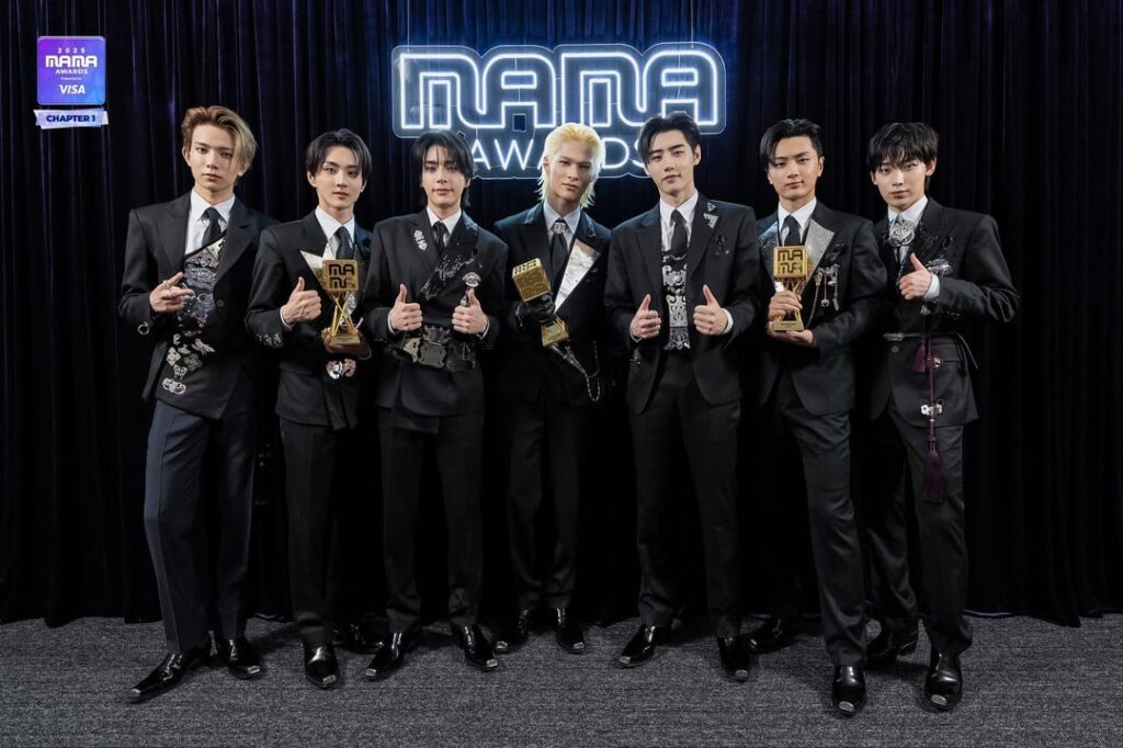 251201 MAMA AWARDS Twitter Update With ENHYPEN - 2025 MAMA AWARDS The Moment of Glory Photos (Telasa Favorite Global Artist + Visa Fans’ Choice of the Year)