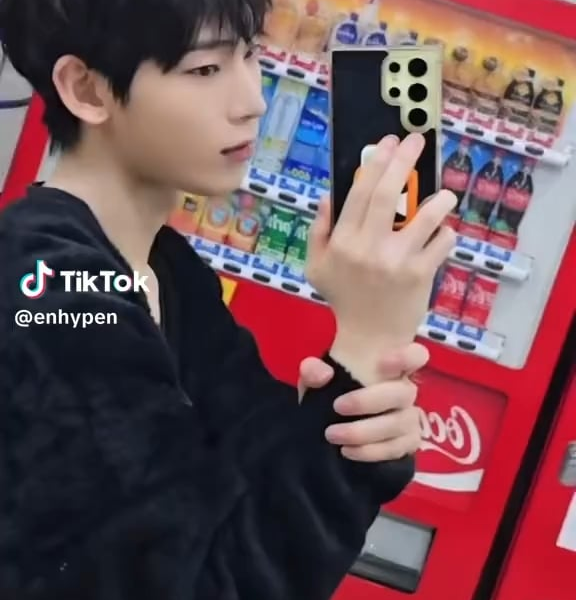 251231 Tiktok: ENHYPEN