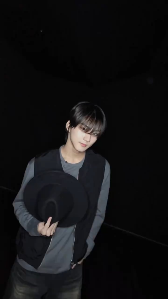 251204 TikTok: ENHYPEN