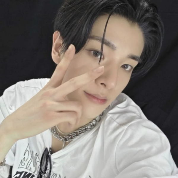 251210 Weverse: Ni-ki (3)