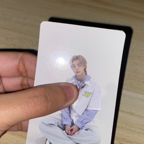 How to detect a fake photo card?