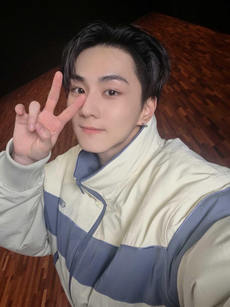 251224 Weverse: Jungwon