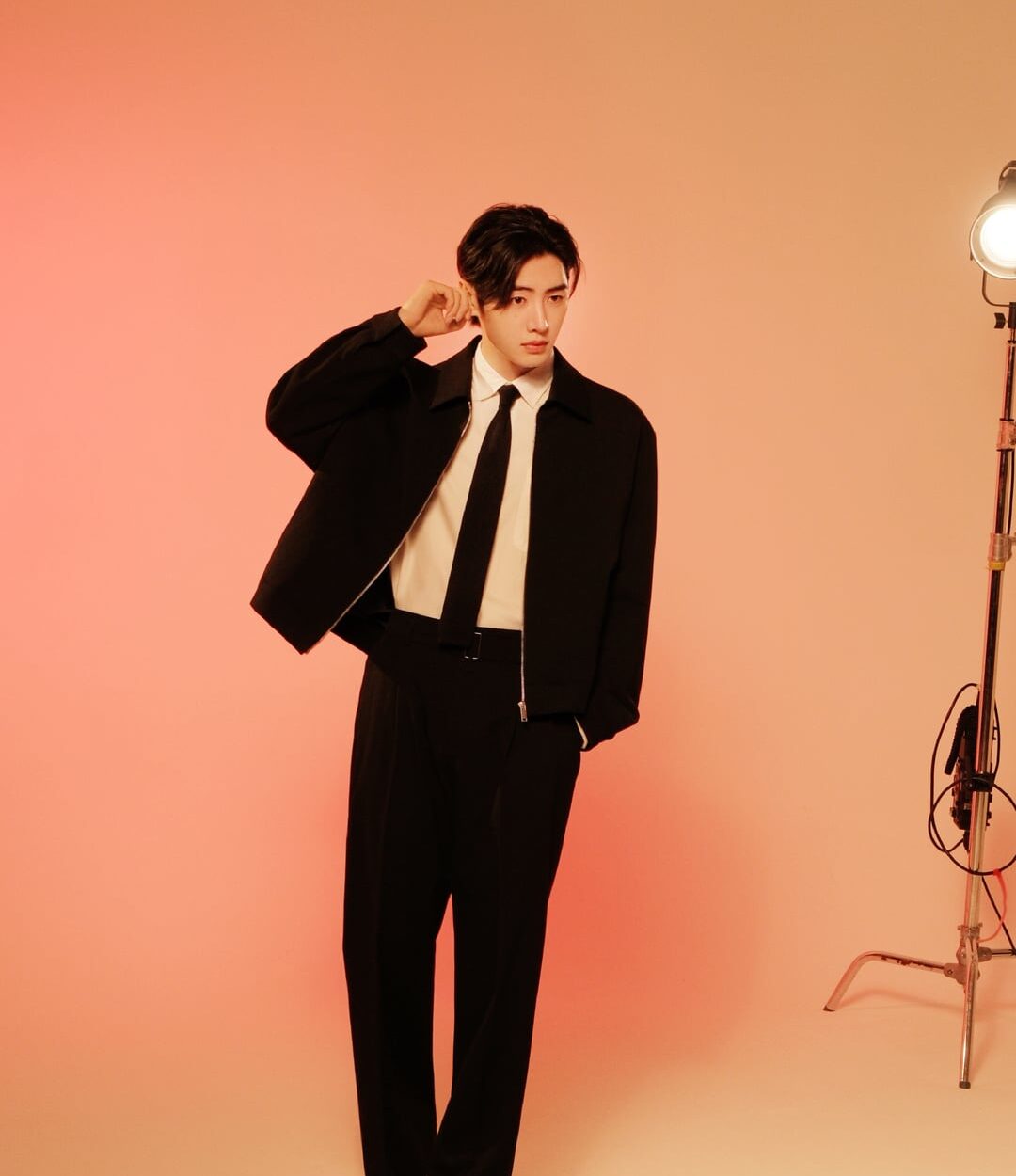 251207 MUSINSA Weibo: SUNGHOON Campaign Behind Photos