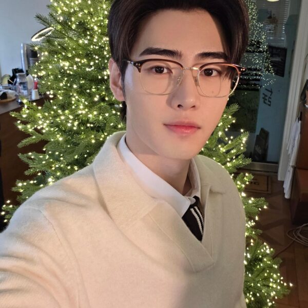 251225 Weverse: Sunghoon