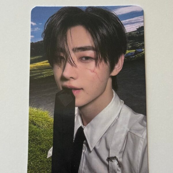 need a second opinion is the photocard fake or real?