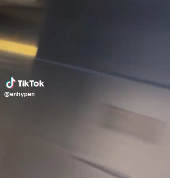 260123 TikTok: Jungwon @ Knife