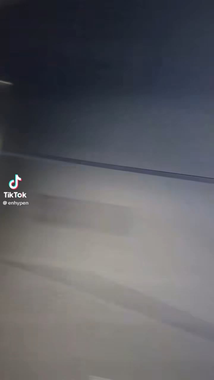 260123 TikTok: Heeseung @ Knife