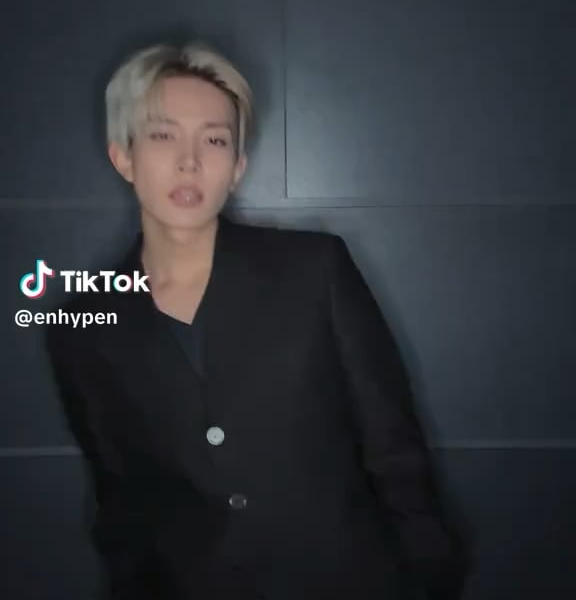 260130 Tiktok: Heeseung @ Knife (HEESEUNG Ver.)