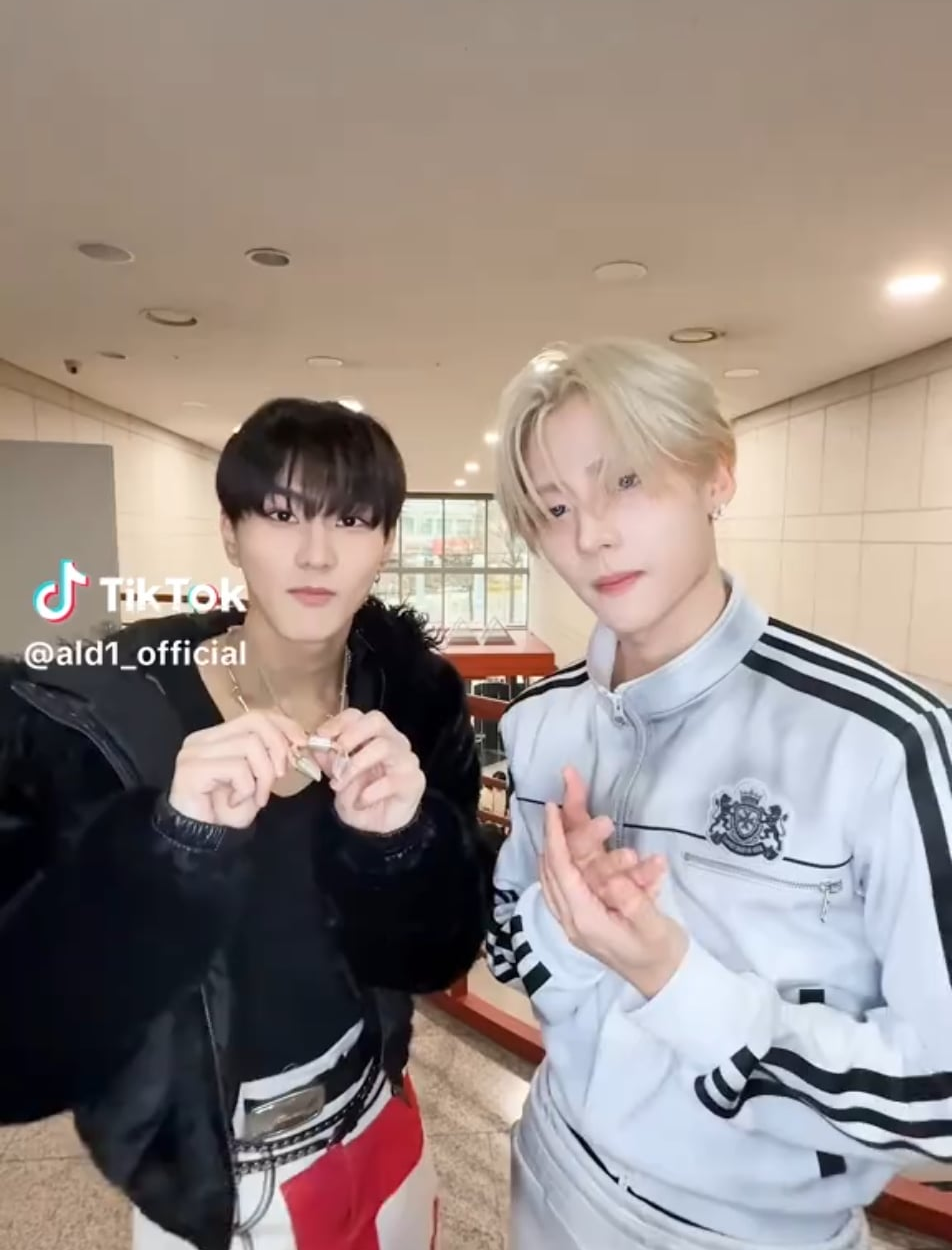 260120 Alpha Drive One TikTok: Sangwon with Jungwon @ Freak Alarm