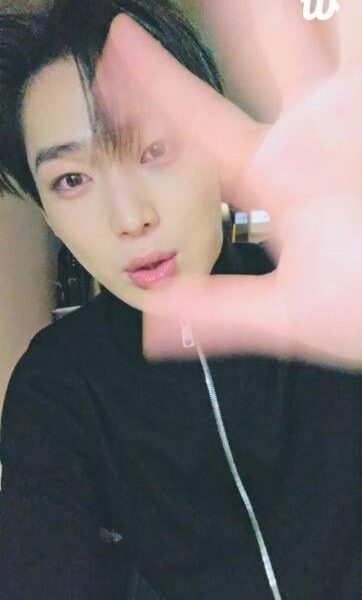 260114 [Weverse Live: Sunoo] Acorn is here (도토리왔어요)