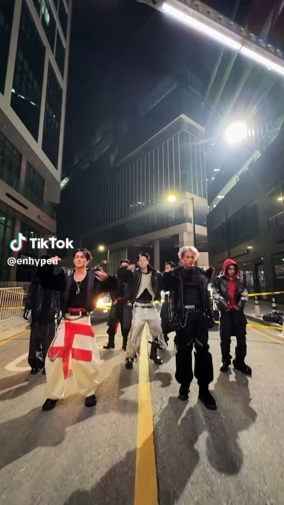 260119 Tiktok: ENHYPEN @ Knife