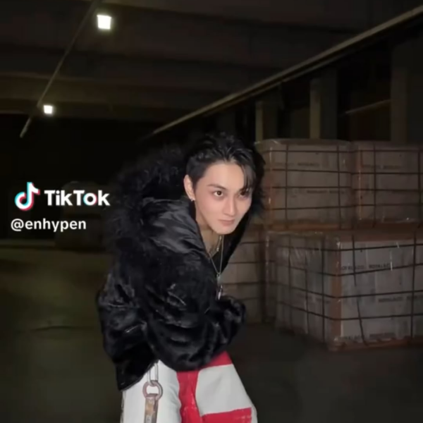 260119 Tiktok: Jungwon & Jay @ Knife