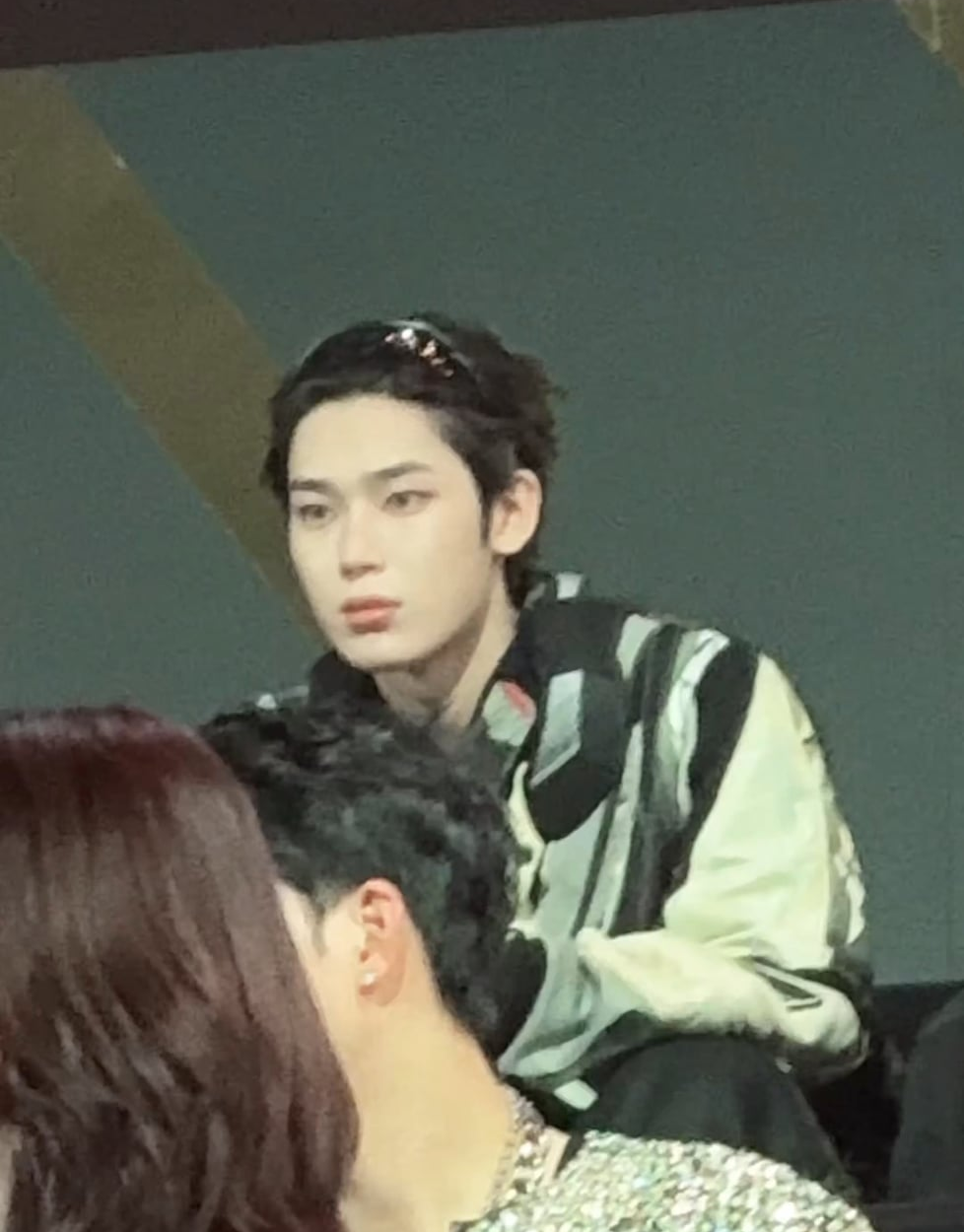 Sunoo's cute reaction to Engenes screaming "ENHYPEN" for Best Group at GDA