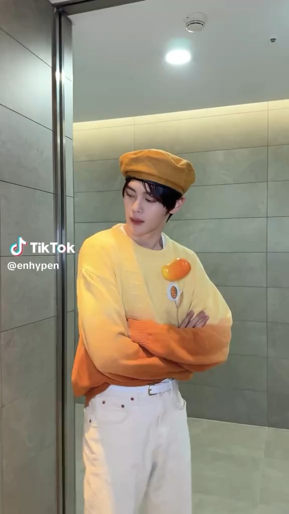 260123 Tiktok: Sunoo with ZB1’s Gyuvin @ Big Girls Don’t Cry