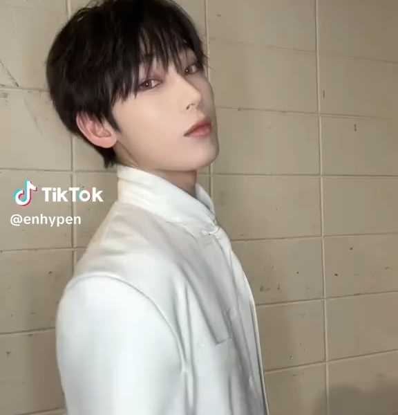 260101 TikTok: Sunoo
