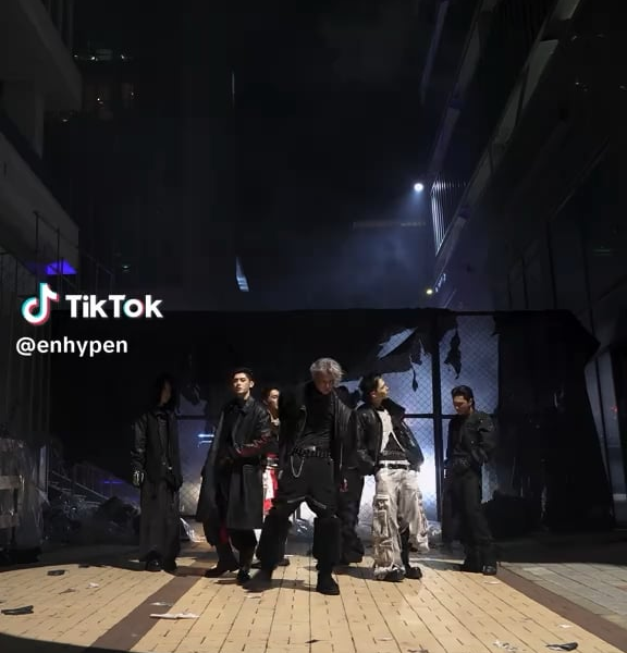 260117 TikTok: ENHYPEN @ Knife