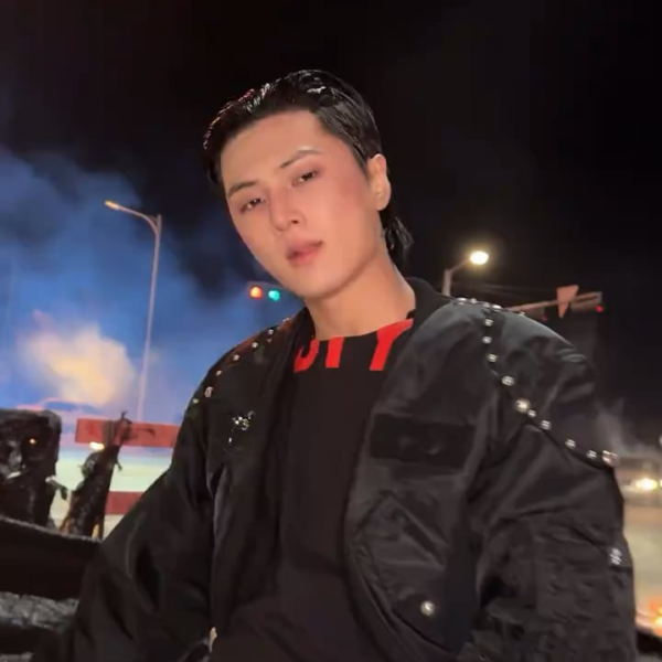 260116 Tiktok: Jay @ Knife Challenge