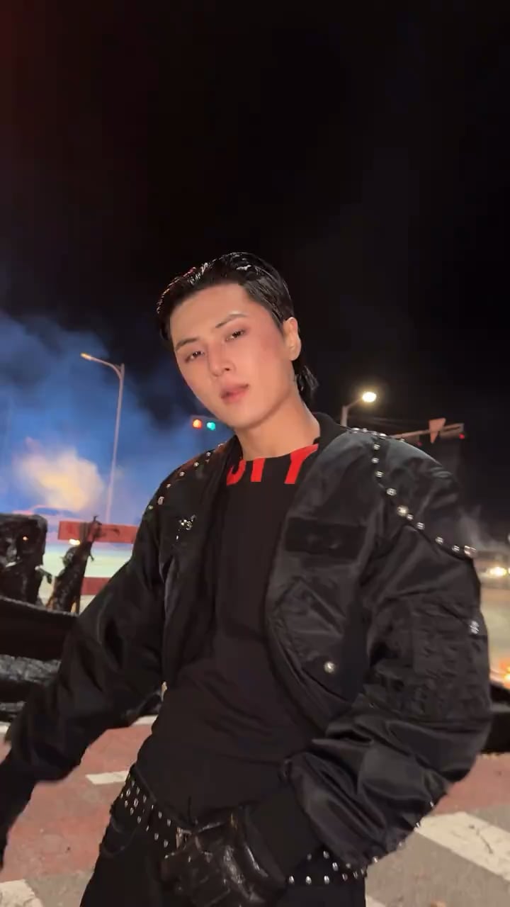 260116 Tiktok: Jay @ Knife Challenge