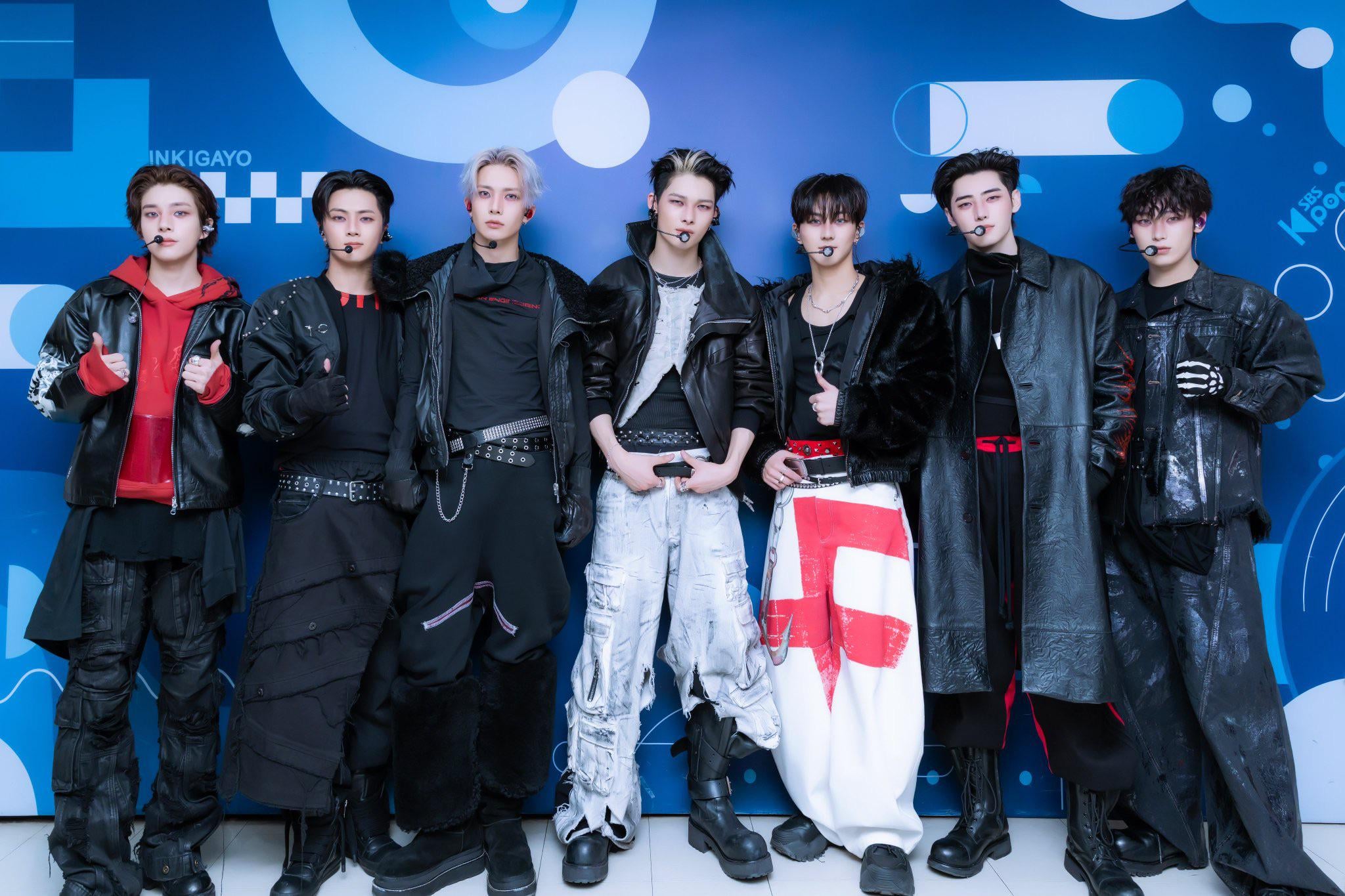 260118 kpop_sbs Twitter Update With ENHYPEN - Pre-Show Photos @ SBS Inkigayo