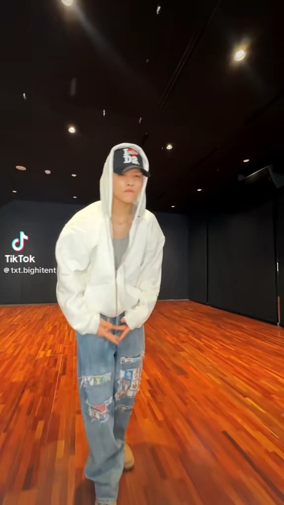 260131 TXT Tiktok: Yeonjun with Ni-ki @ Talk to You