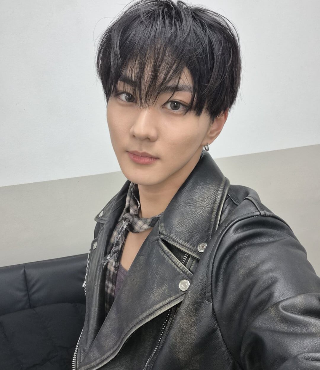 260116 Weverse: Jungwon (2)