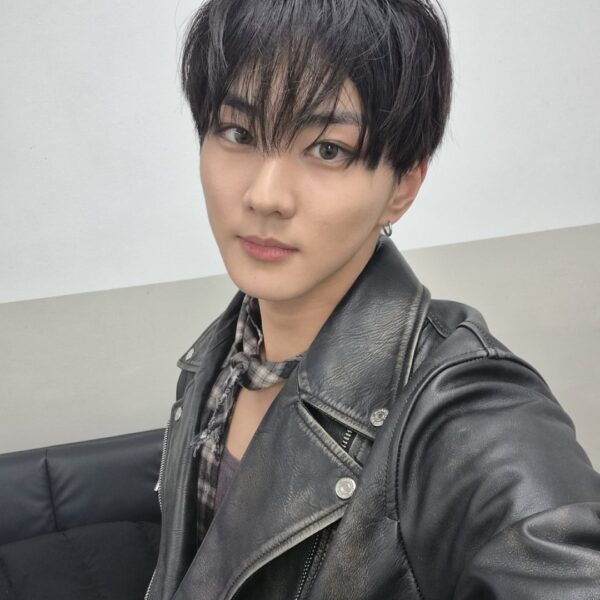 260116 Weverse: Jungwon (2)