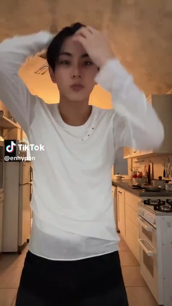 260121 Tiktok: Jungwon