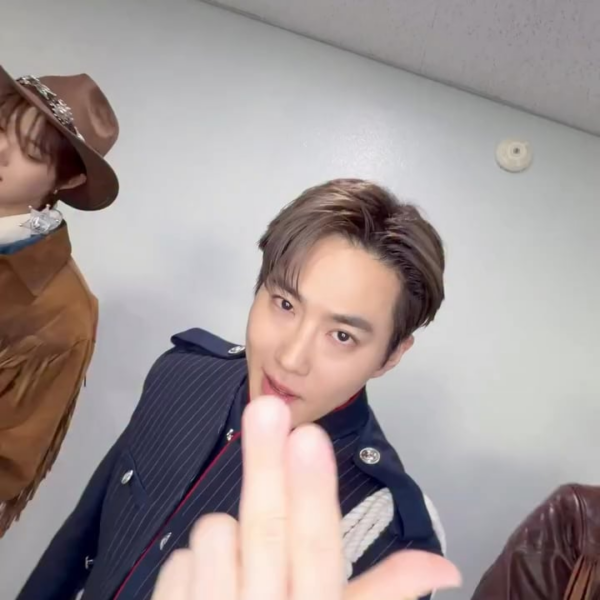 260125 weareone.exo Instagram Reel update: EXO’s Suho, &TEAM’s EJ and ENHYPEN’s Jay @ Crown