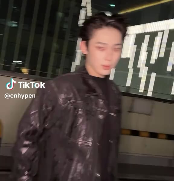 260116 Tiktok: Sunoo @ Knife Challenge