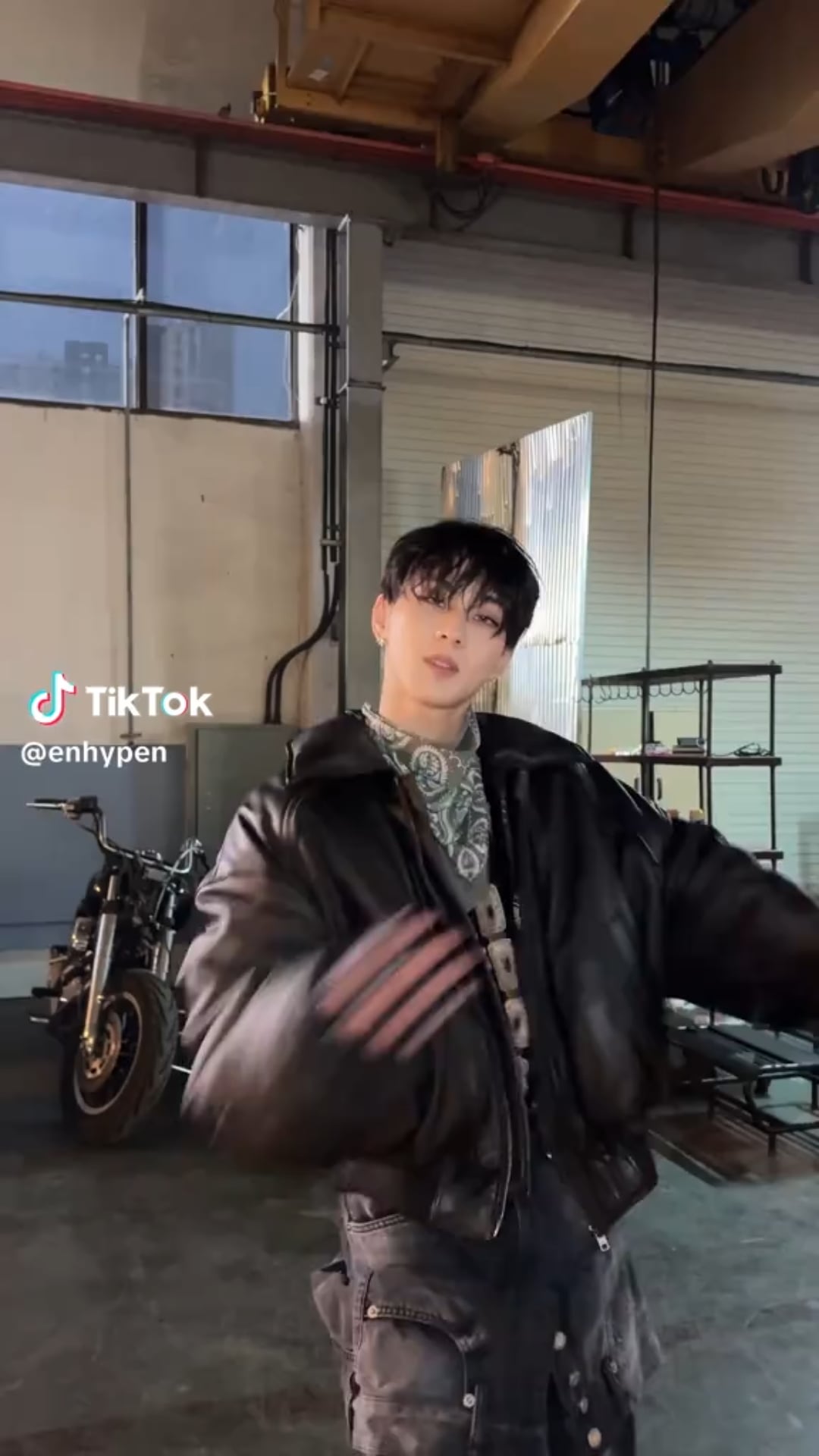 260121 Tiktok: Jungwon & Ni-ki @ Big Girls Don't Cry