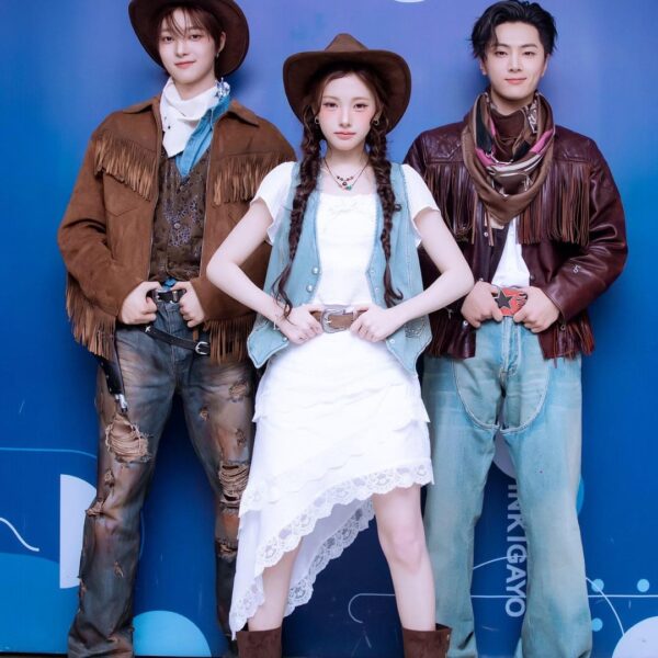 260125 kpop_sbs Twitter Update With Special MC Jay feat. MCs EJ (&TEAM) & Yihyun (Baby DONT Cry) - Post-Show Photos @ SBS Inkigayo