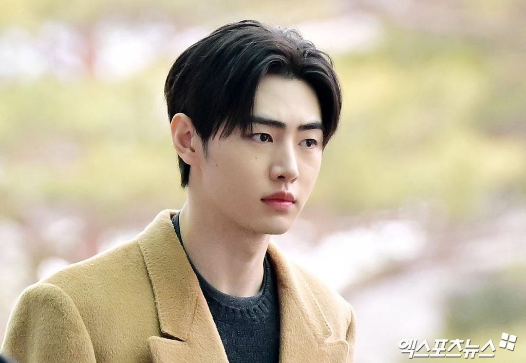 260204 ENHYPEN’s Sunghoon heading to Italy to participate in the Olympic Winter Games Milano Cortina 2026 as a Torchbearer in the official Olympic Torch Relay [Airport Media Photos]