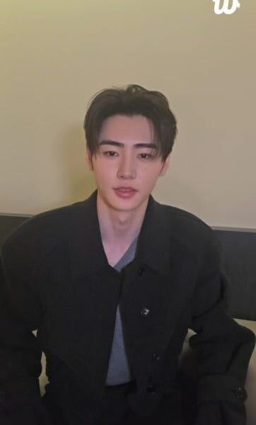 260209 [Weverse Live: Sunghoon] IN MILAN