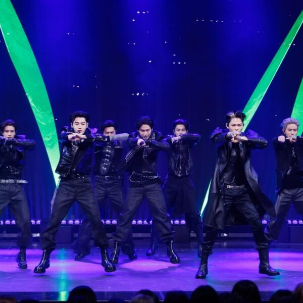 260122 ENHYPEN + MCs Jungwon, Jake & Sunoo @ Mnet M Countdown (Mnet Plus On-Site Photos)