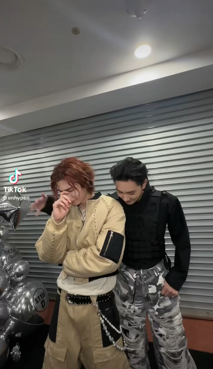 260213 Tiktok: Jungwon with BOYNEXTDOOR’s Leehan @ Big Girls Don’t Cry