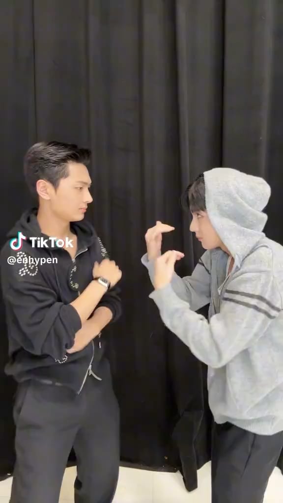 260218 Tiktok: Jungwon & Jay