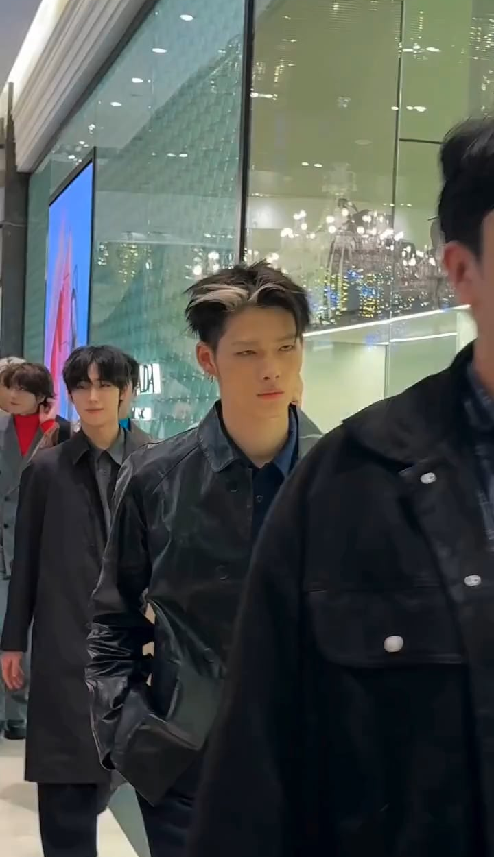 260205 ENHYPEN arriving at the Prada Store at Breeze Nan Shan in Taipei, Taiwan