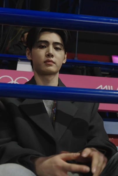 260208 Olympics Instagram Reel: Sunghoon watching the Figure Skating Team Event @ Milano Cortina 2026 Winter Olympics