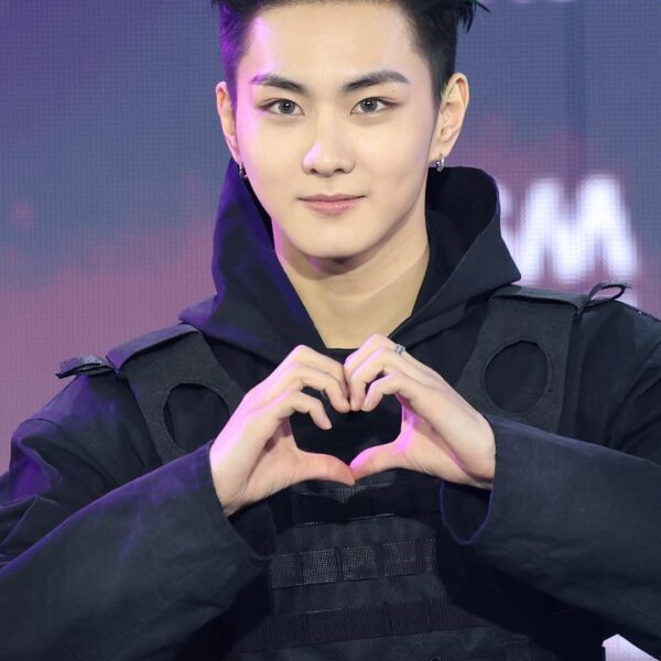 260211 ENHYPEN (minus Sunghoon) at the 2026 D AWARDS Red Carpet [Media Photos]