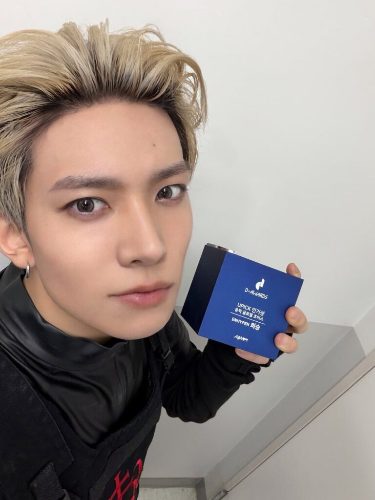 260211 Twitter/X: ENHYPEN OFFICIAL @ 2026 D AWARDS