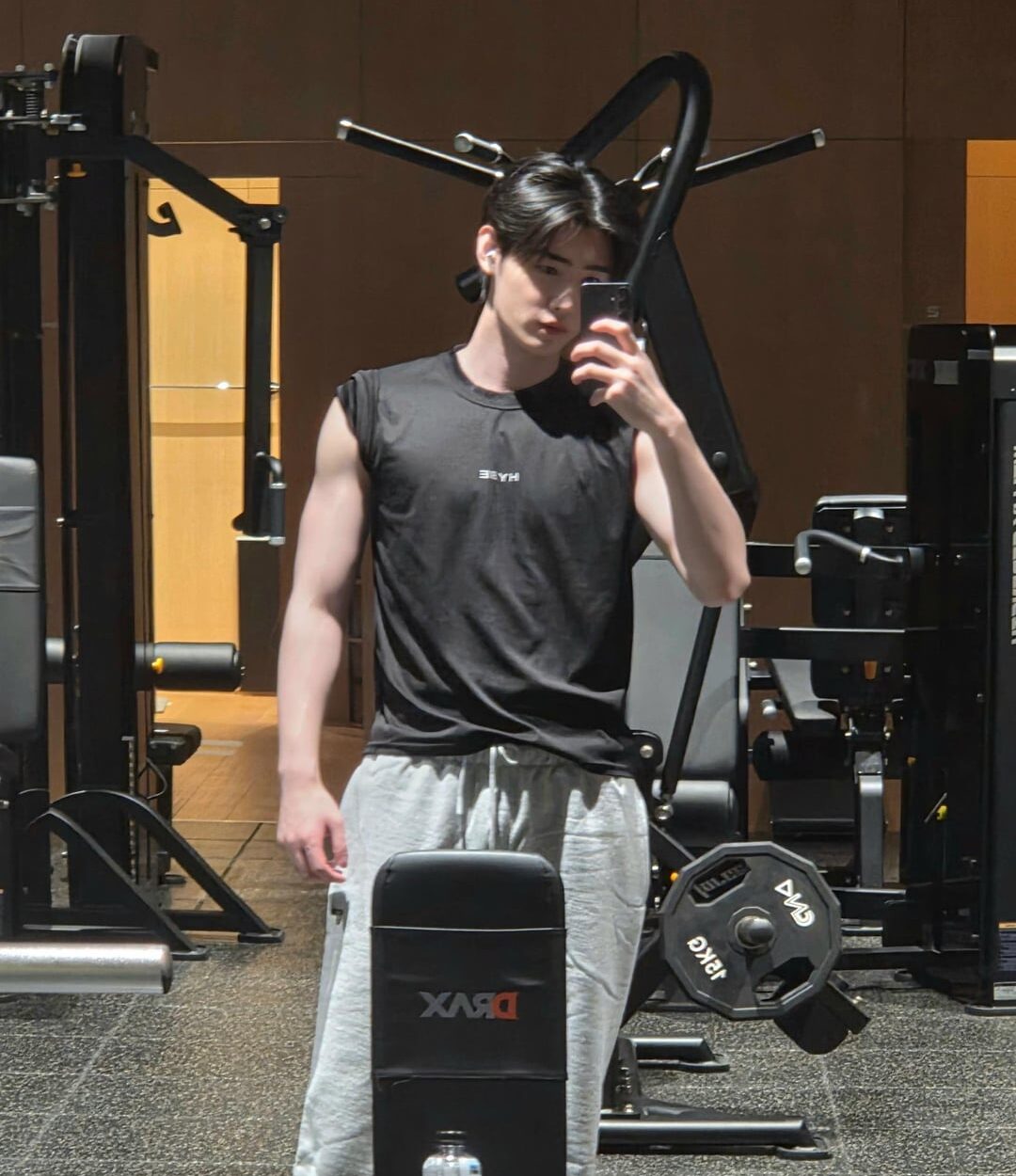 260330 Weverse: Sunghoon