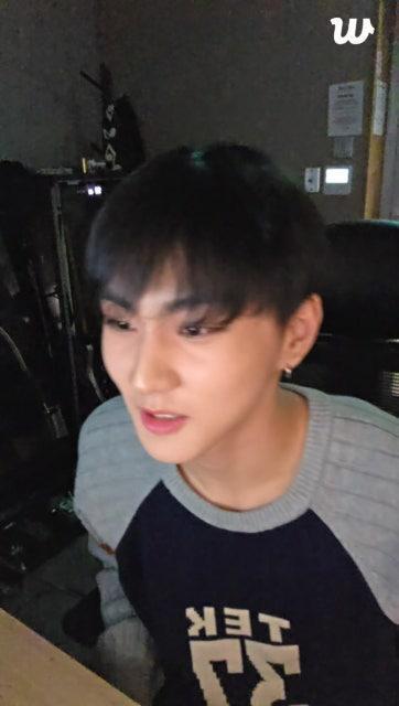 260326 [Weverse Live: Jungwon] 😃