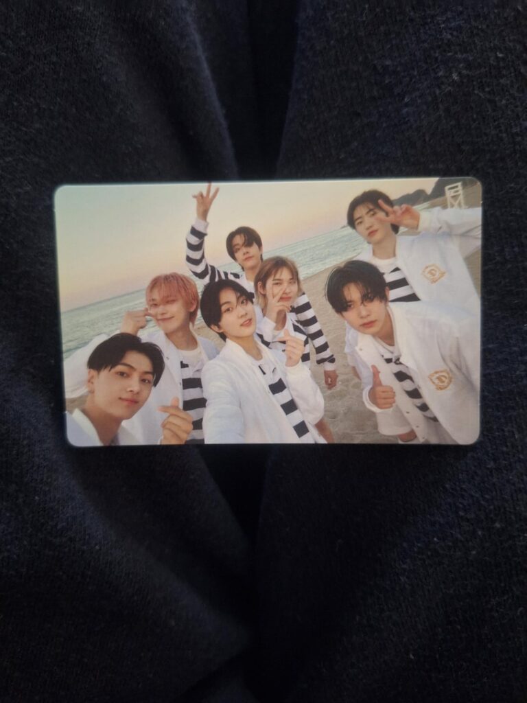 Enhypen group pcs (real or fake?)