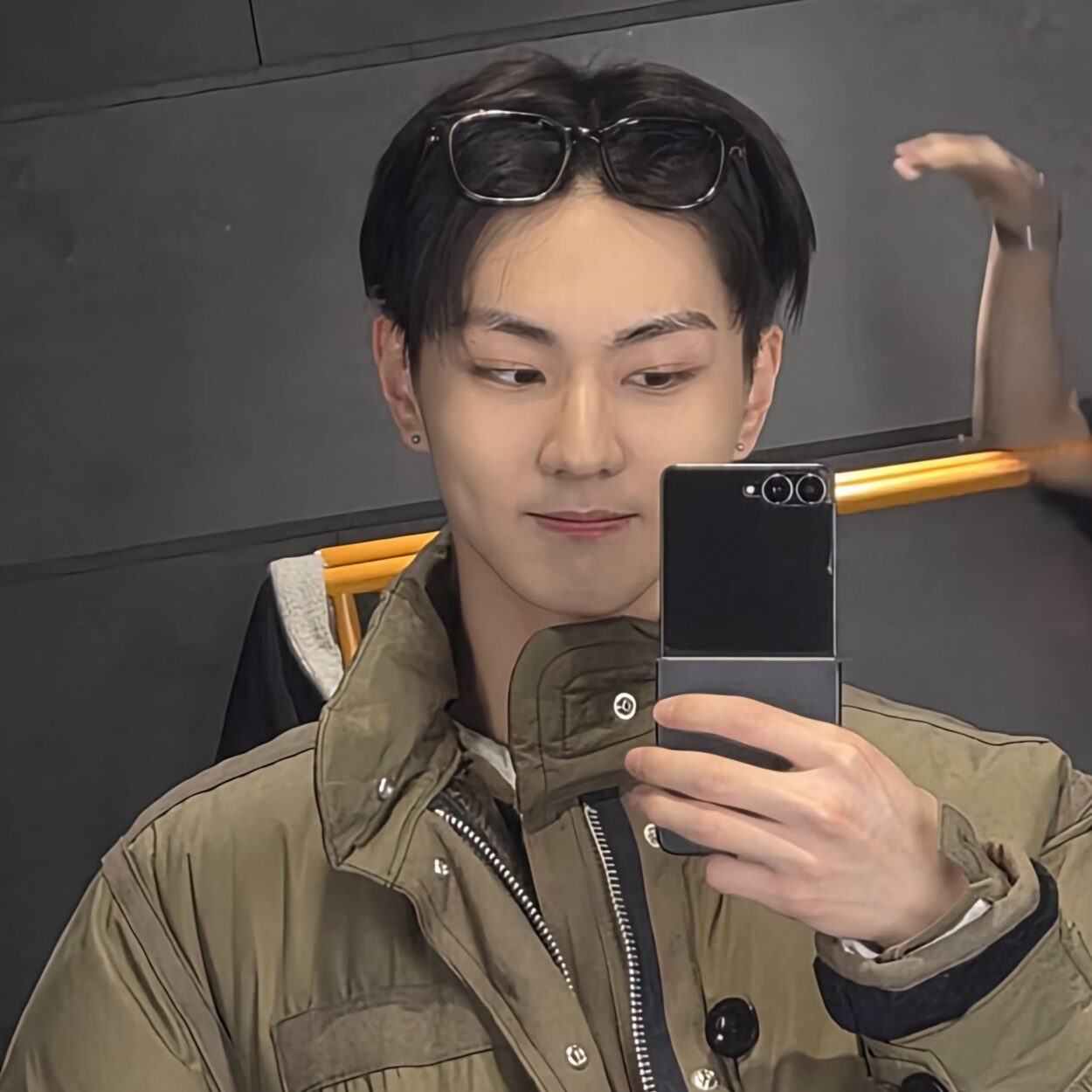 260307 Weverse: Jungwon (2)