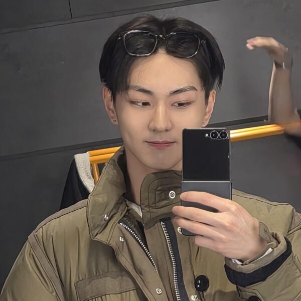 260307 Weverse: Jungwon (2)