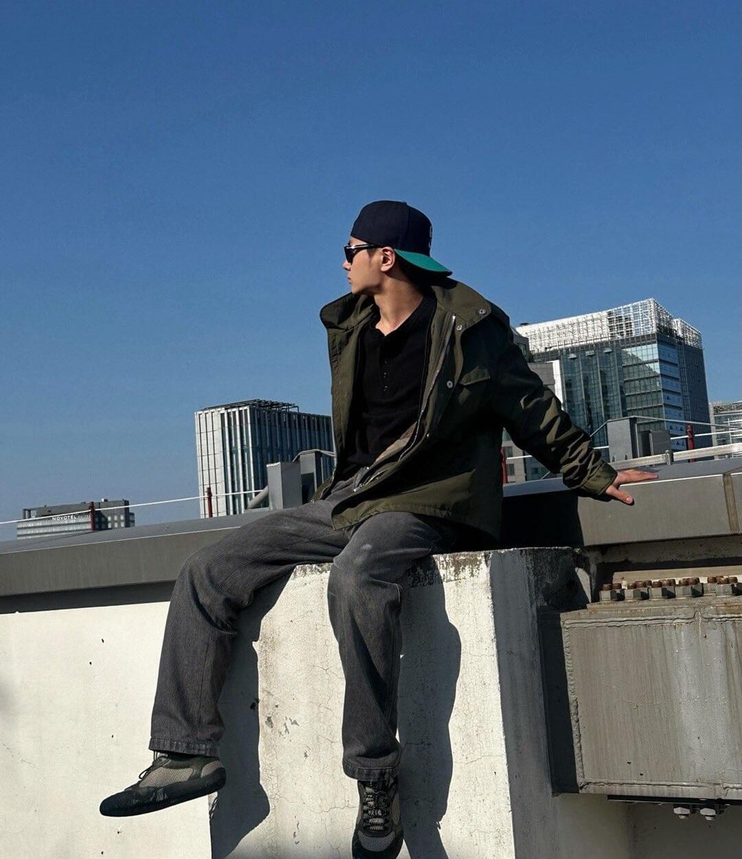 260304 Instagram: Jay