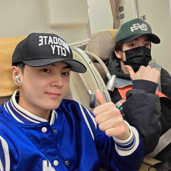 260327 Weverse: Jay with Jake