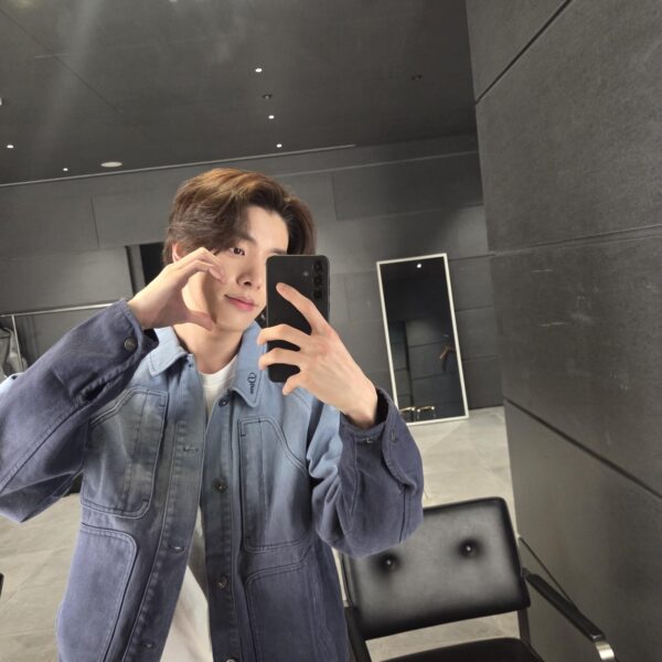 260323 Weverse: Jake