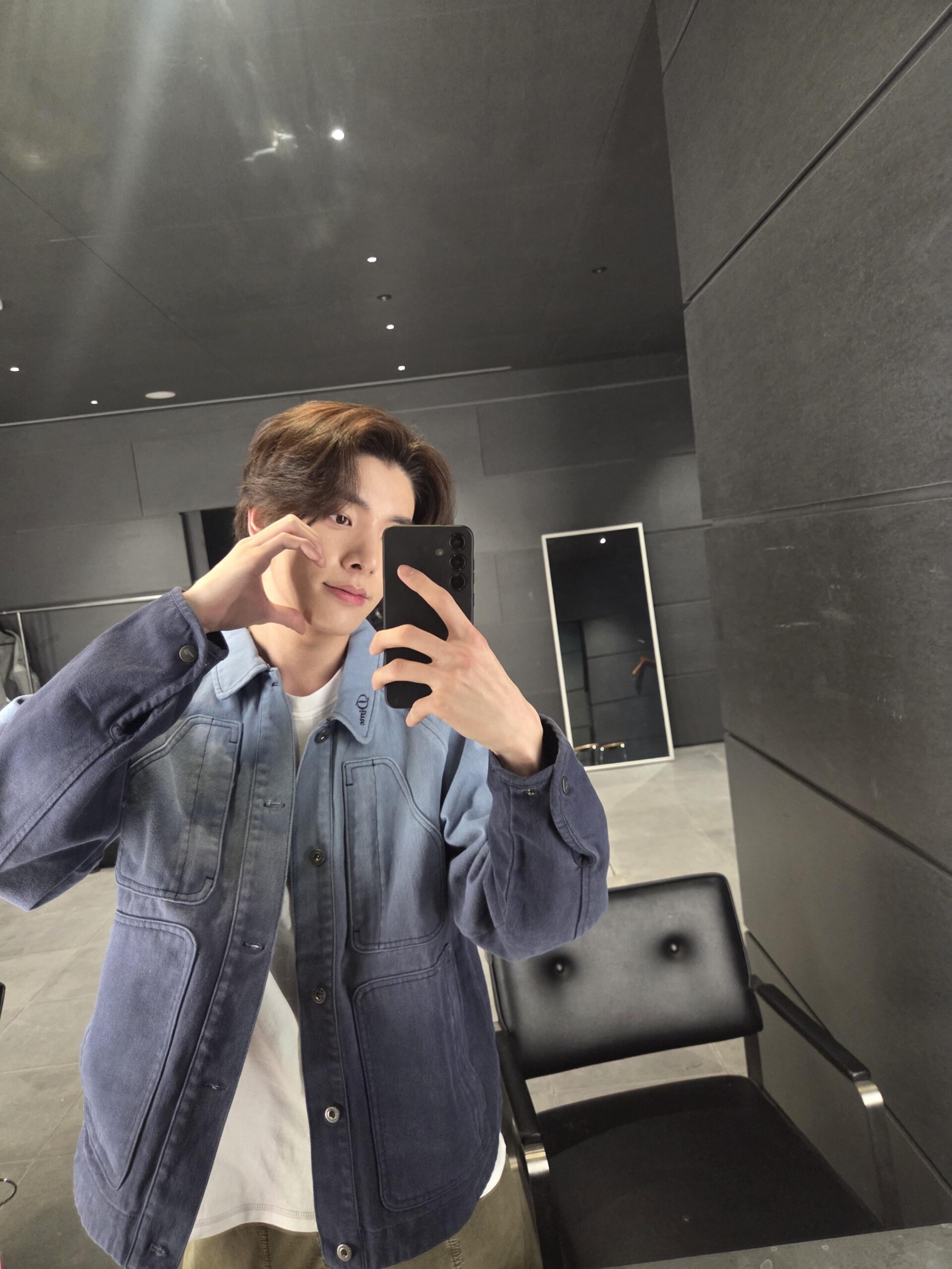 260323 Weverse: Jake