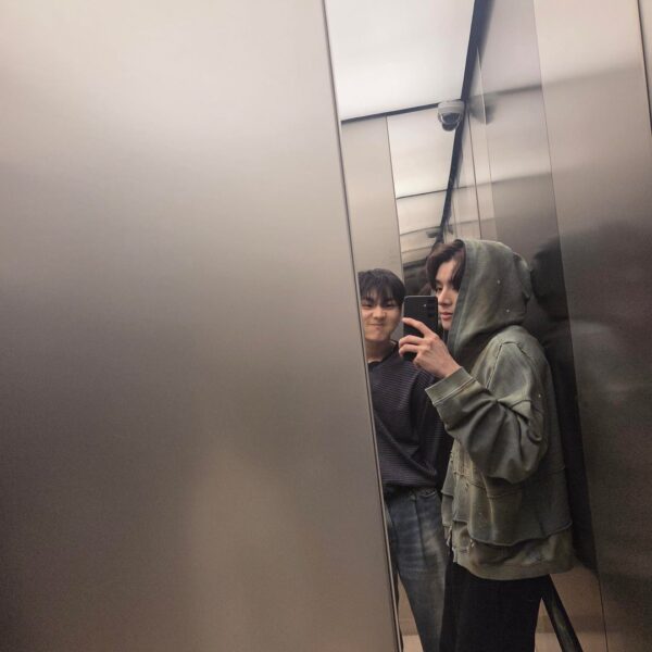 260326 Weverse: Jake with Jungwon
